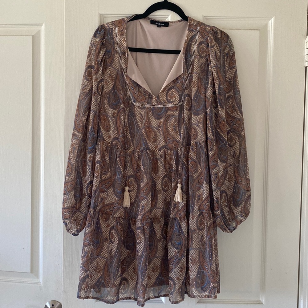 Pretty flowing dress